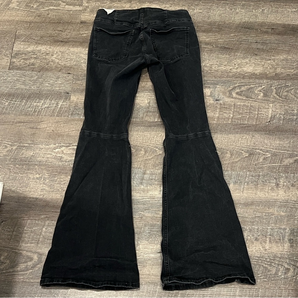We The Free Penny Pull On Mid Rise Flare Charcoal - Picture 3 of 5